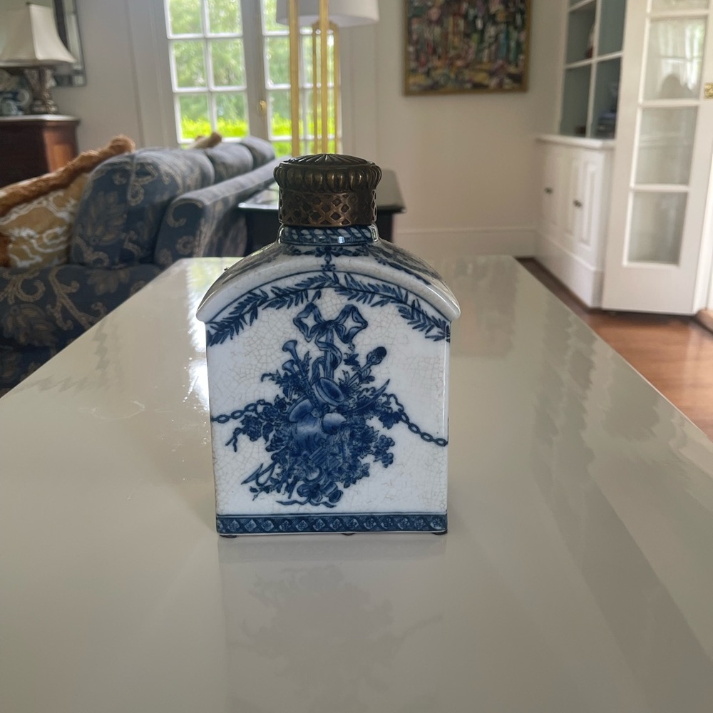 Pretty blue and white piece for shelving.  Timeless!!  Perfect for shelving!